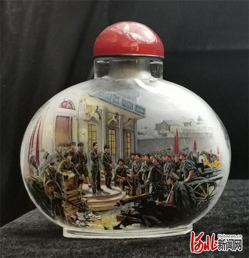 笔尖乾坤绘丹心 内画巨匠张汝财献礼建军华诞